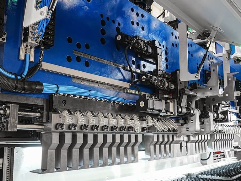 Mecanismo multieje de la paneladora automática